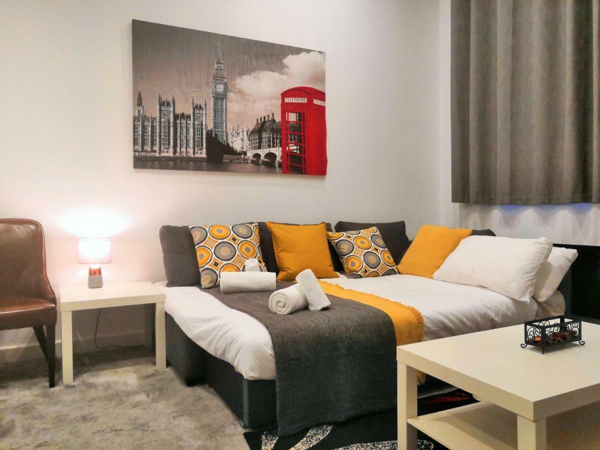 Horse Fair In Centre By Hf Group Apartment *